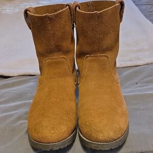 American Eagle Outfitters Suede Pull-On Ankle Boots in Chestnut Brown 9